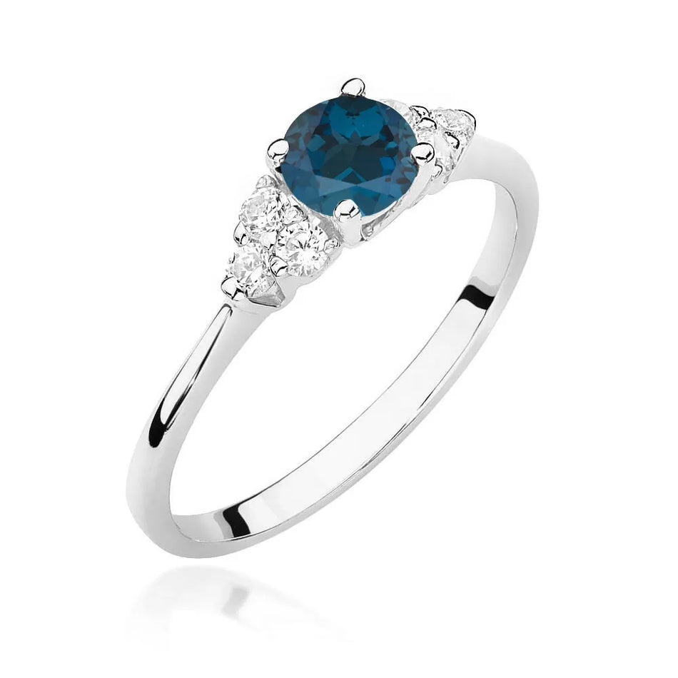 Goldring mit 0,50 ct Topas London Blue und 0,18 ct Diamanten
