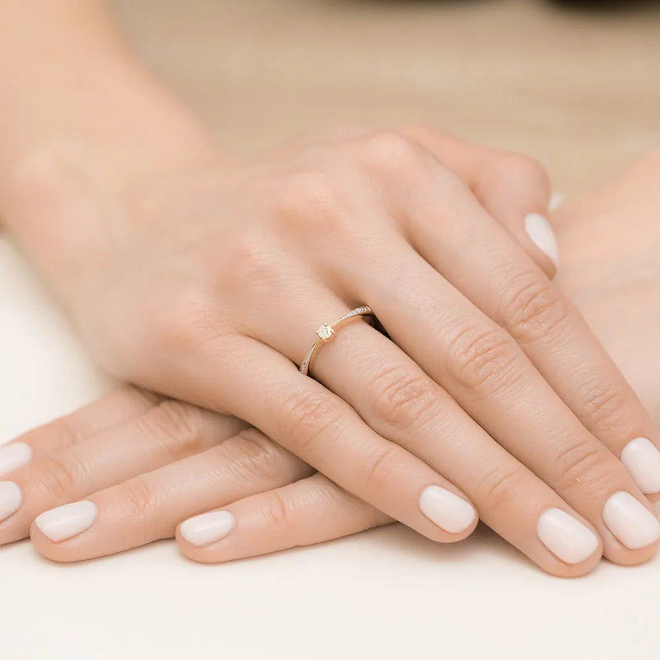 Gold Ring with 0.02ct Diamonds