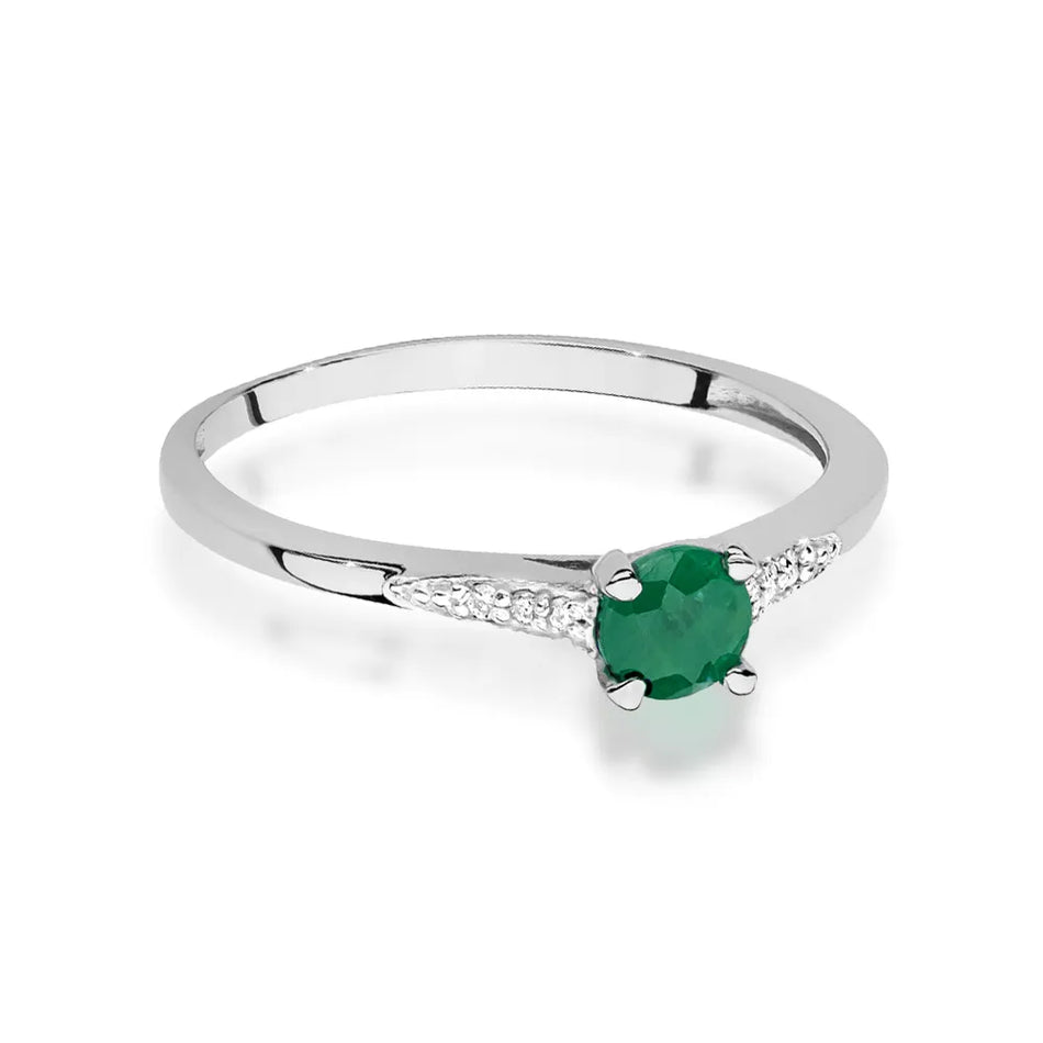 Gold Ring with 0.30ct Emerald and 0.03ct Diamonds