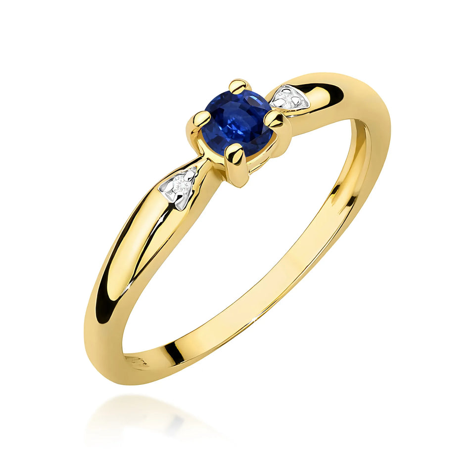 Gold Ring with 0.15ct Sapphire and 0.01ct Diamonds