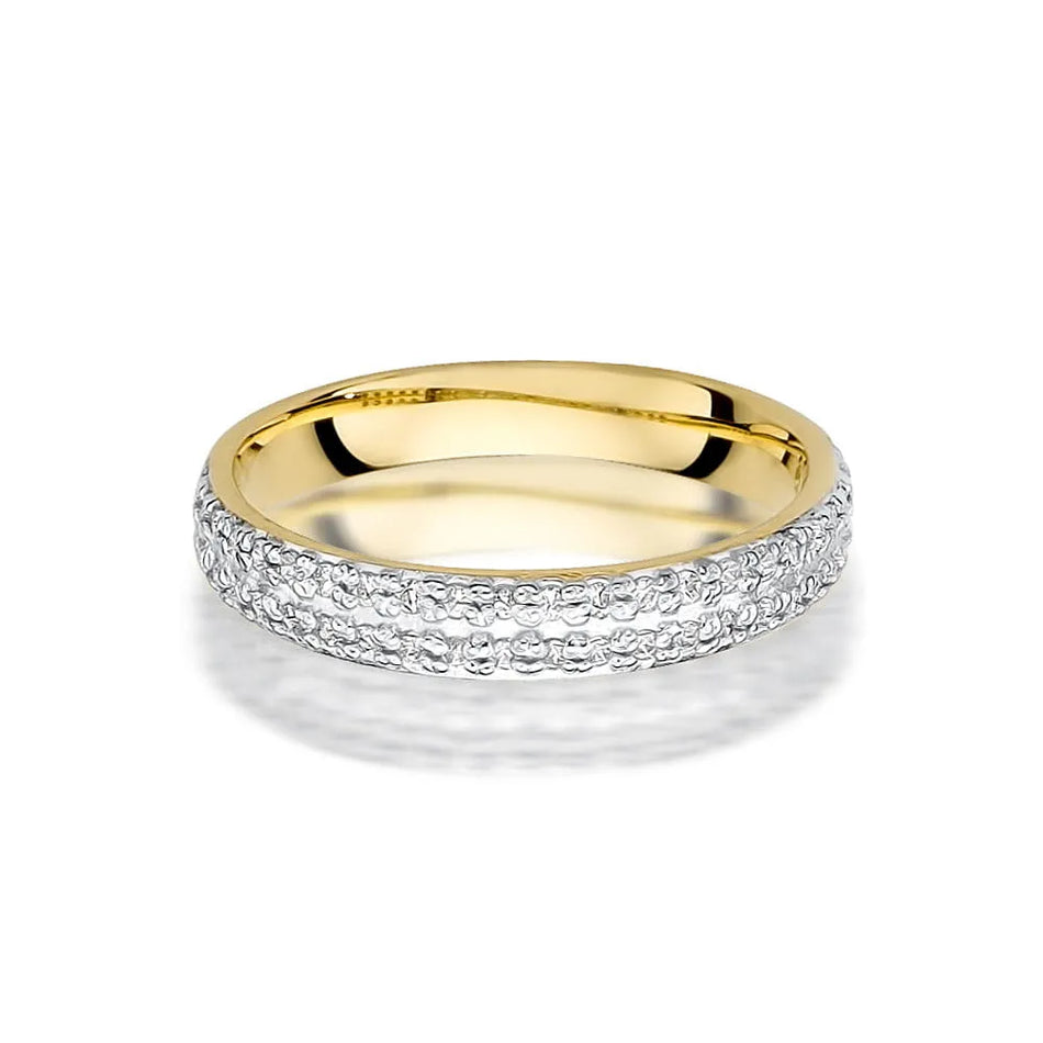 Gold Ring with 0.23ct Diamonds
