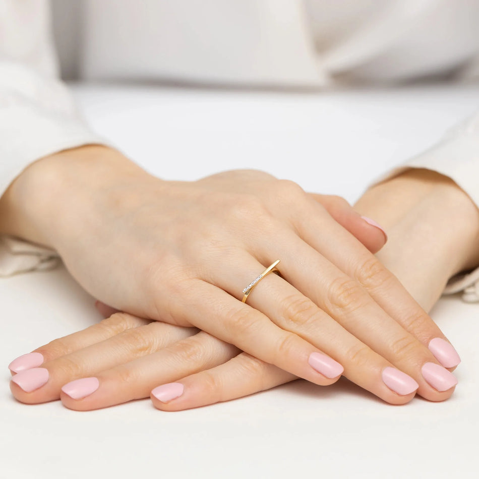 Gold Ring with 0.025ct Diamonds