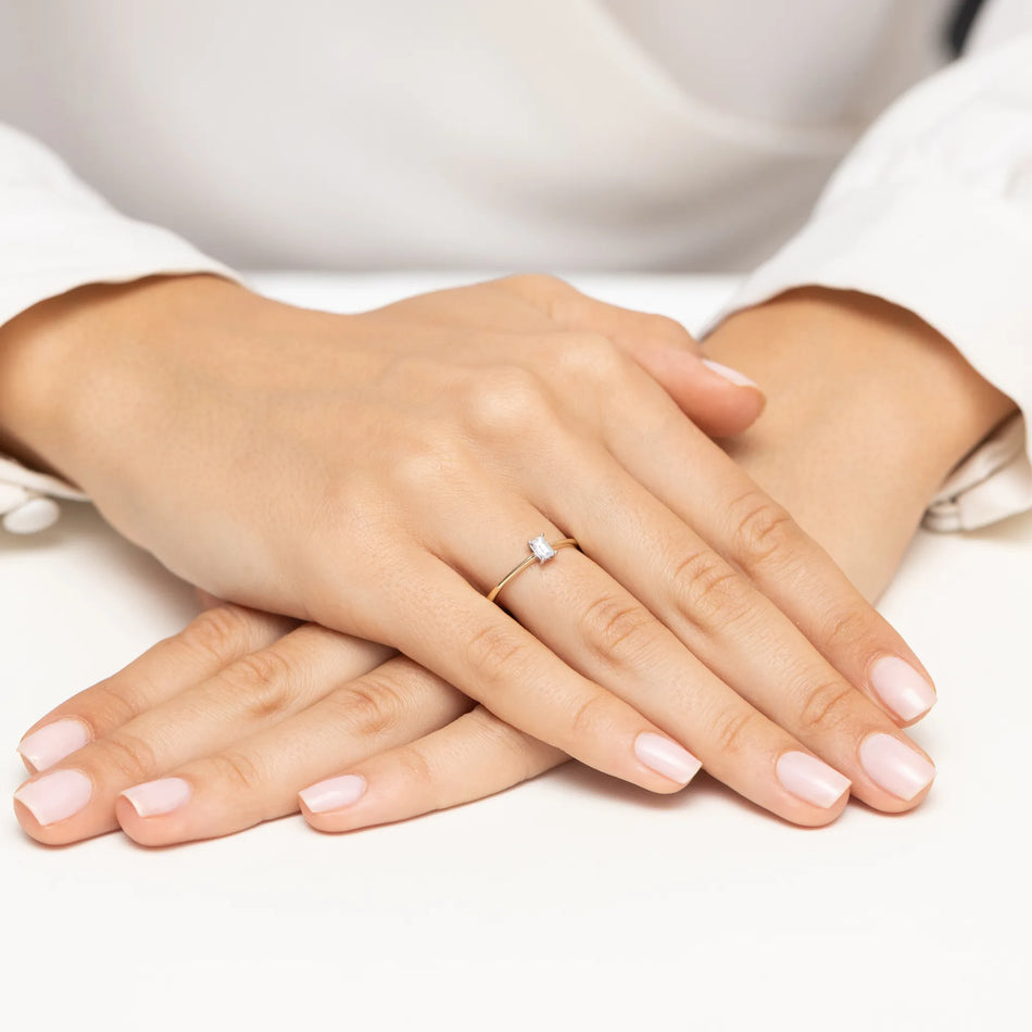 Gold Ring with 0.15ct Diamond