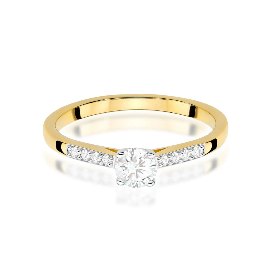 Gold Ring with 0.25ct and 0.07ct Diamonds