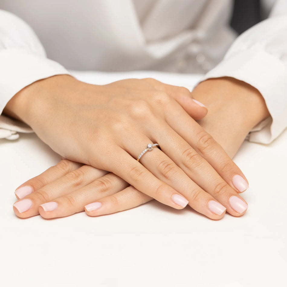 Gold Ring with 0.08ct and 0.09ct Diamonds