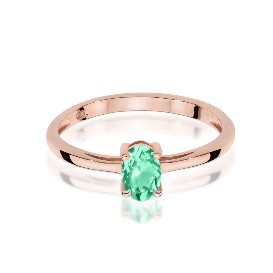 Gold Ring with 0.40ct Emerald