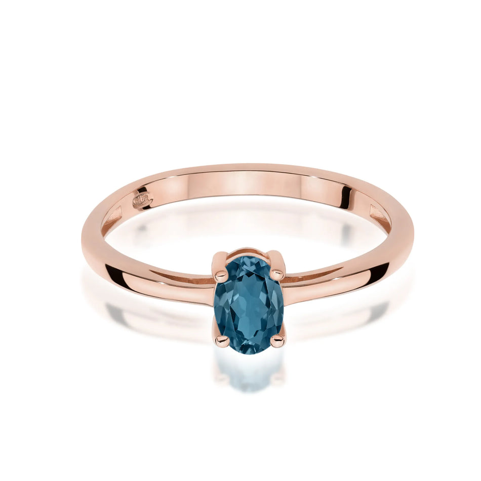 Gold Ring with 0.50ct Topaz London Blue