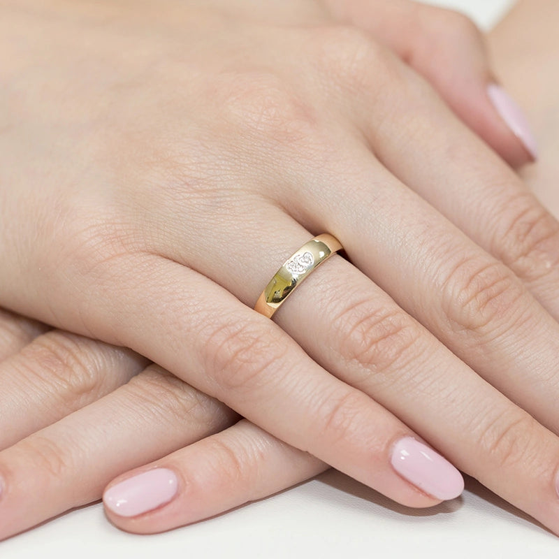 Goldring mit Zirkonia