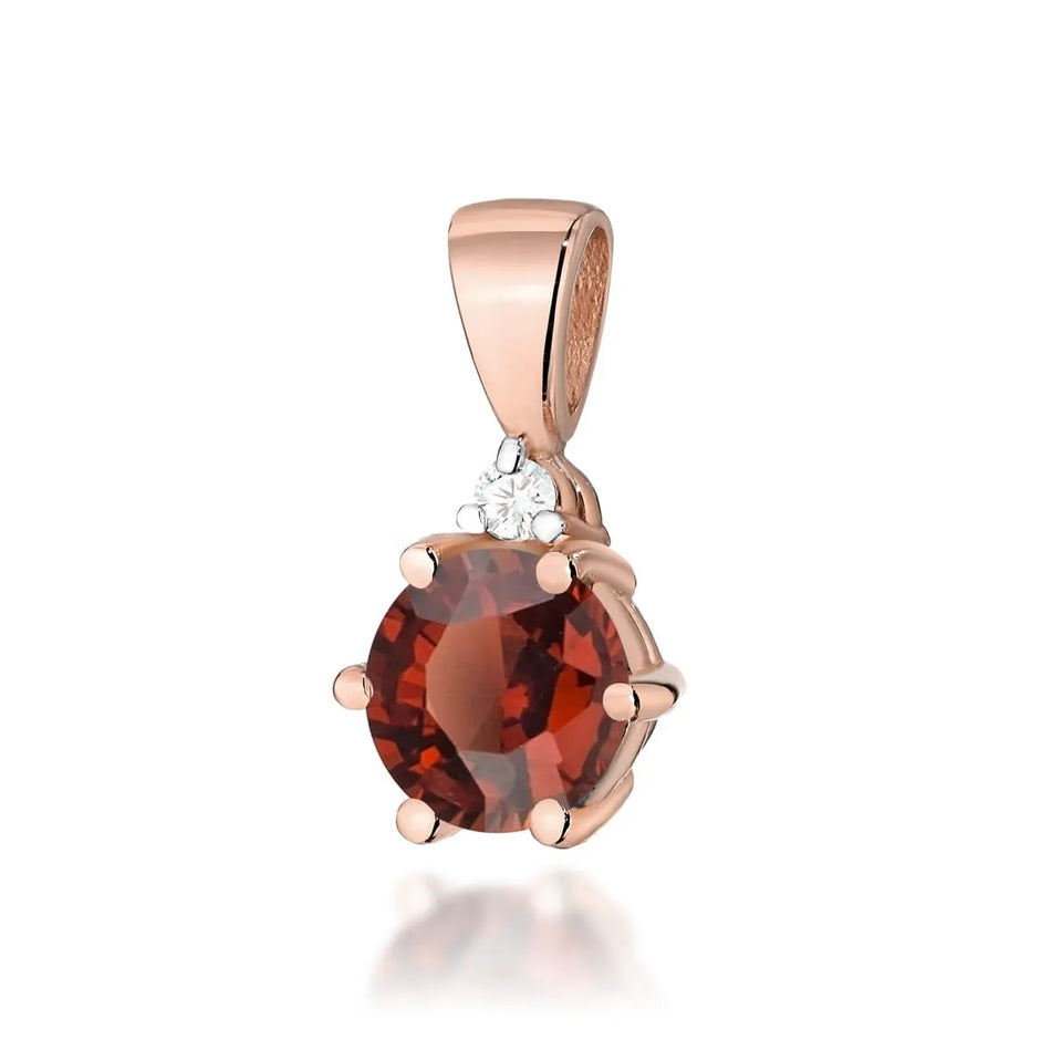 Gold Pendant with 0.60ct Garnet and 0.015ct Diamonds