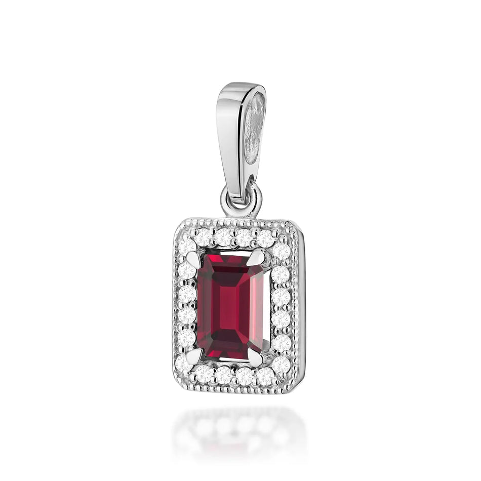 Gold Pendant with 0.70ct Garnet and 0.10ct Diamonds