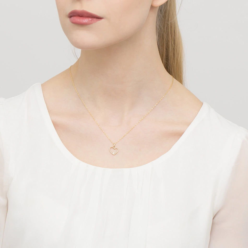 Gold Pendant with Zirconia Heart